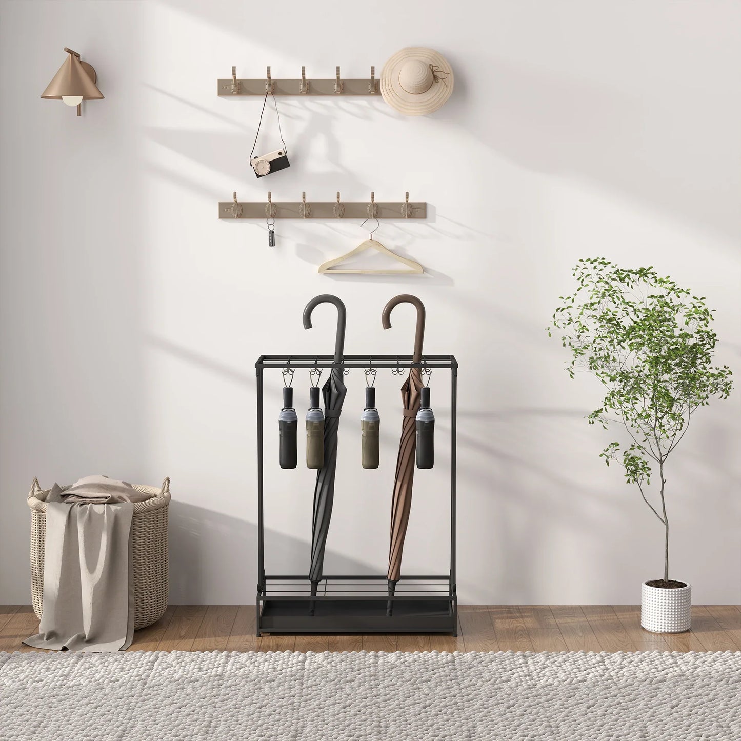 HOMCOM Regenschirmständer aus Stahl Rechteckiger Regenschirmhalter mit 24 Haken, 21 Öffnungen, Abnehmbarer Wassertropfschale für Gehstöcke & Regenschirme 50 x 24 x 68 cm Schwarz