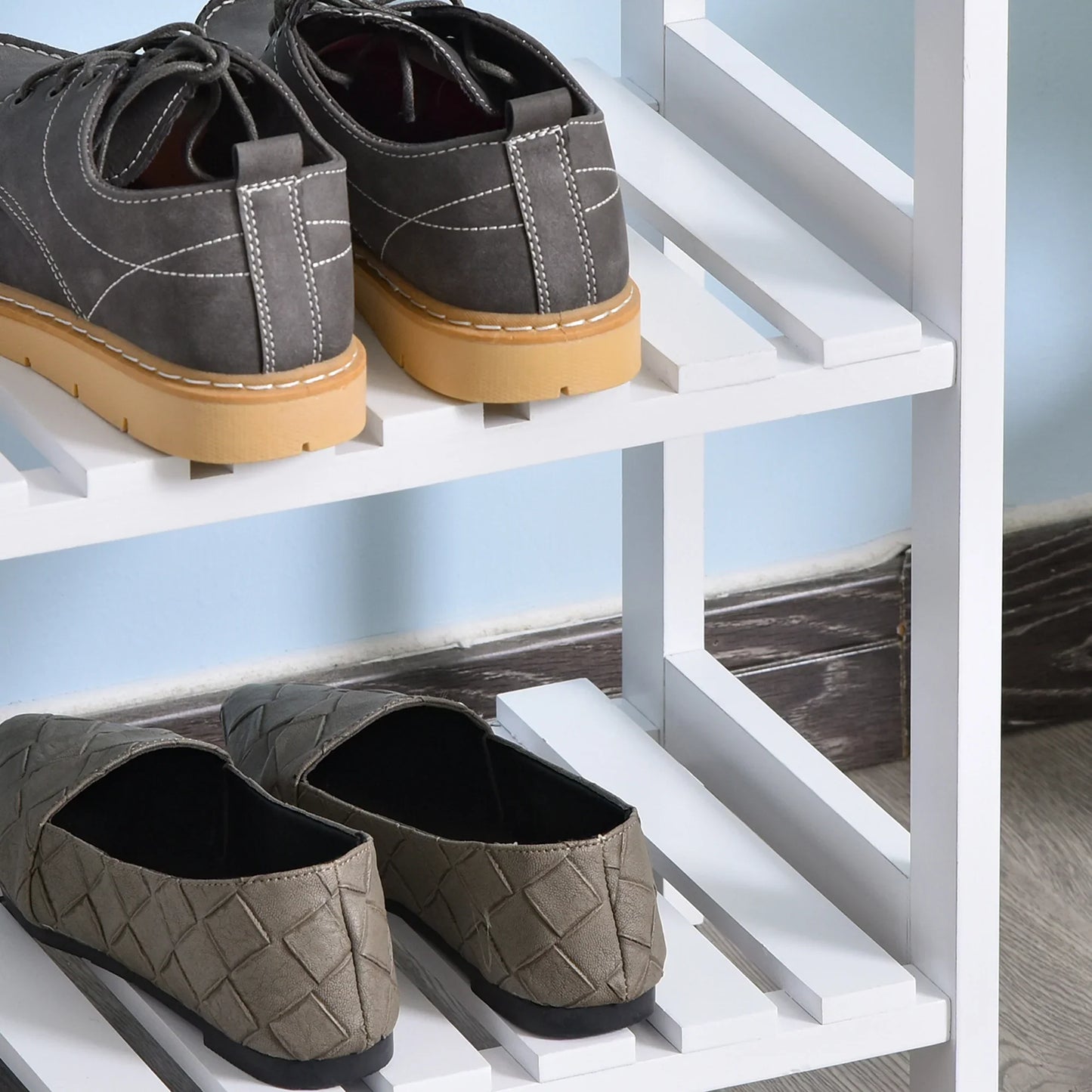 HOMCOM Wooden Shoe Rack 3-tier for up to 9 pairs of shoes in the entrance area 70x26x57.5 cm White
